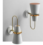 Regina - Modern Wall Sconce